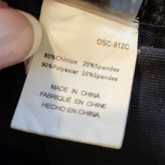 Cupshe Med halter top floral Deep plunge swim - Picture 2 of 15